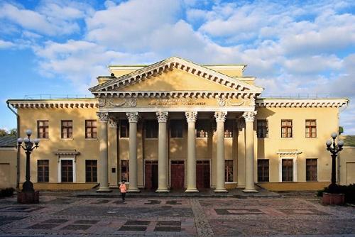 Были ли в Потемкинском дворце царские лестницы и таинственные подземелья? |  Городской сайт Днепра